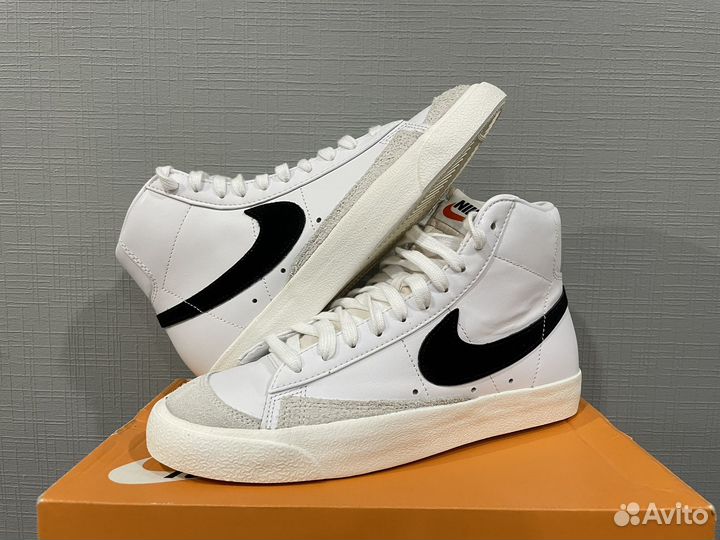 Кроссовки Nike Blazer Mid 77