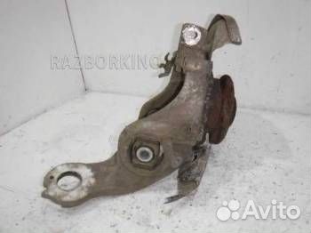 Кулак задний левый Ауди Q5 8R