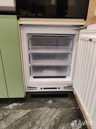 Кухонный гарнитур угловой на заказ с островом