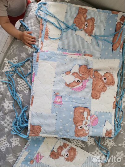 Бортики в детскую кроватку