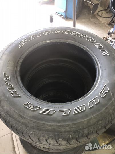 Bridgestone Dueler H/T 275/65 R17