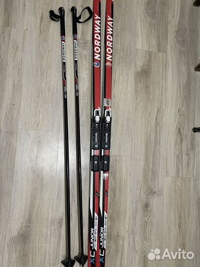 Беговые лыжи