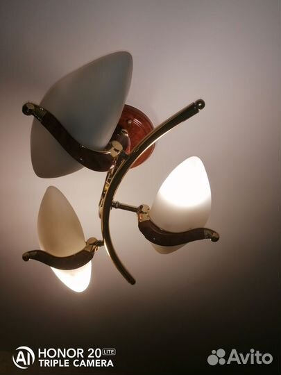 Светильник потолочный и 2 шт. Настенных бу