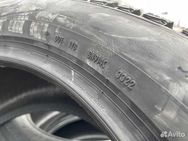 Pirelli Ice Zero 2 275/45 R21 и 315/40 R21 115H