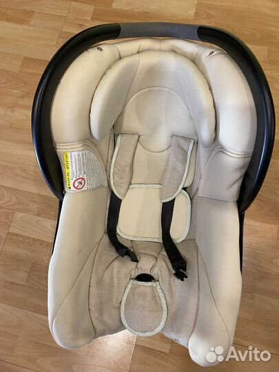 Автокресло Bebe Confort Creatis Fix