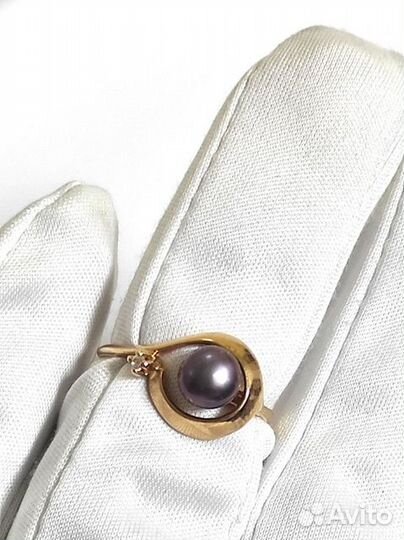 Кольцо с синтетическим камнем Золото