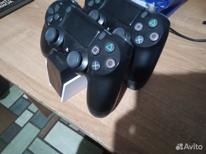 Sony playstation 4 slim 1tb CUH-2208B б/у