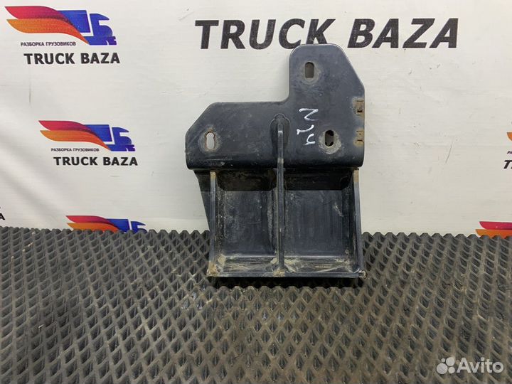 Кронштейн усилителя бампера левый Man TGX