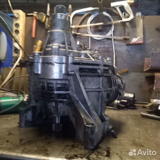 Раздаточная коробка volksvagen t5 2.5 AXD