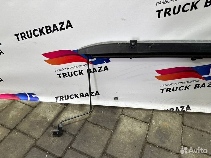 9608100220 Солнцезащитная шторка