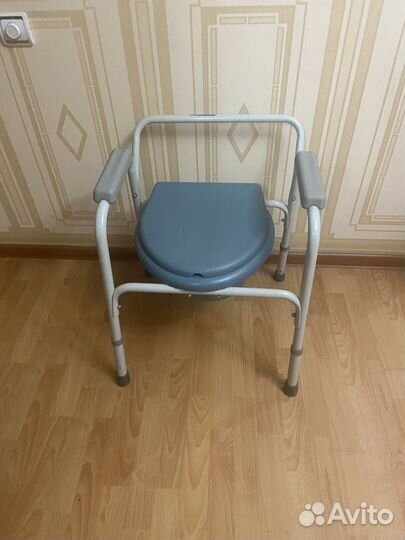 Санитарный стул туалет