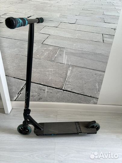 Трюковой самокат Blunt Prodigy S8 Street