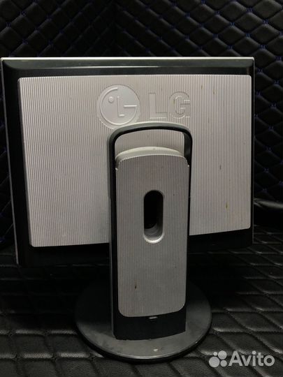 Монитор LG