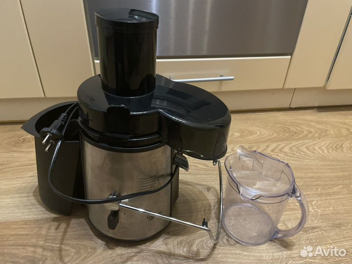 Соковыжималка digital 900Вт