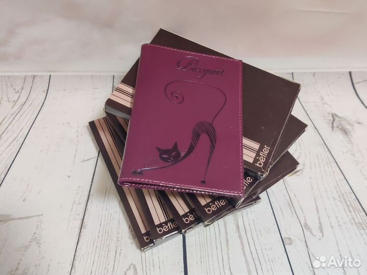 Новая кожаная обложка для паспорта