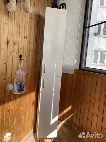 Туалетный шкафчик