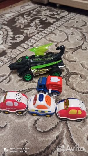 Машинки на батарейках