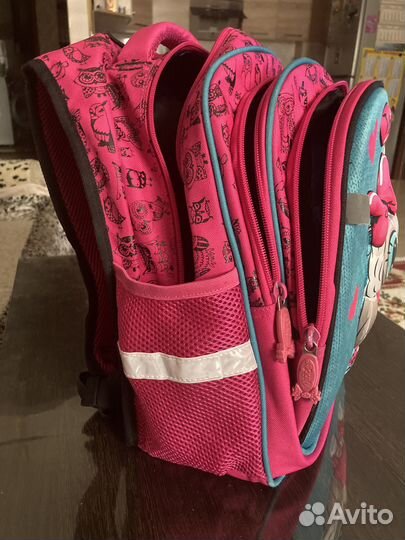 Портфель школьный для девочки (новый)