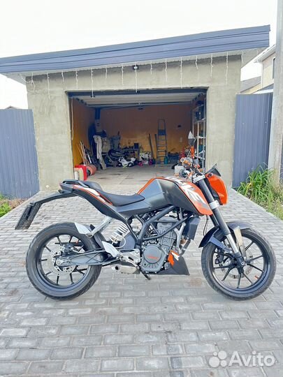 Ktm duke 200