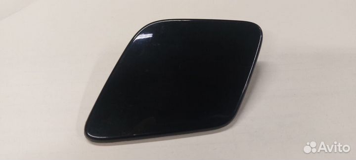 Крышка омывателя фары Volvo V40