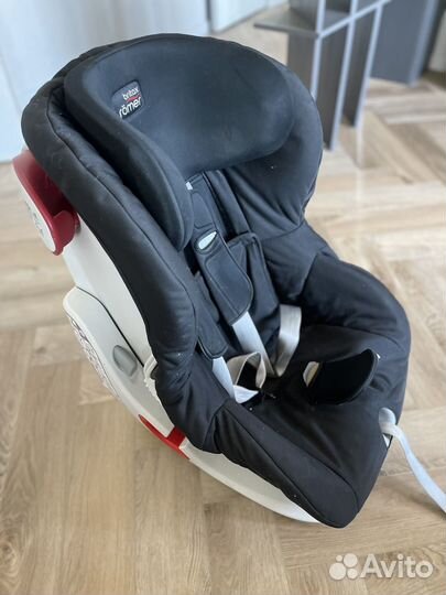 Детское автомобильное кресло britax romer