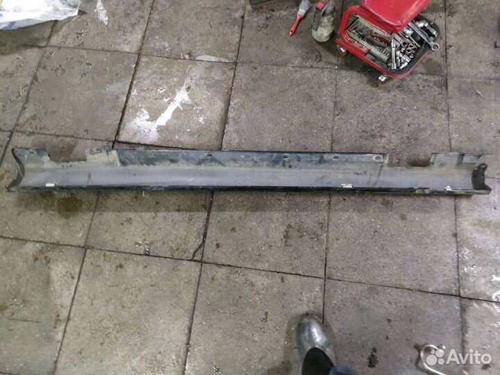 Накладка на порог правая Mercedes-Benz C-Класс