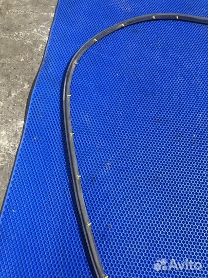 Уплотнитель двери передний правый солярис 1