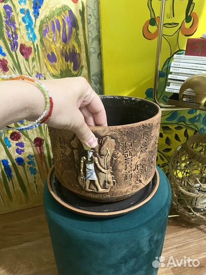 Горшок глиняный