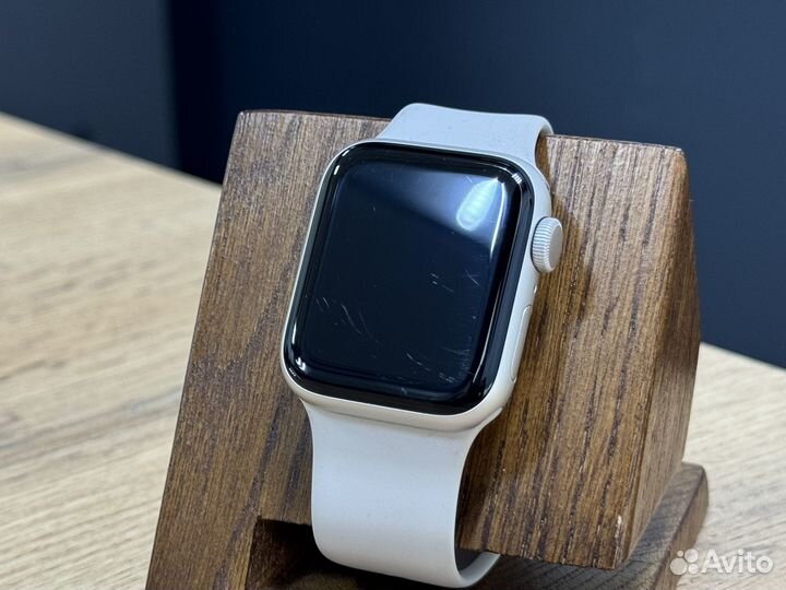 Часы Apple Watch SE 2 40 MM StarLight 2023