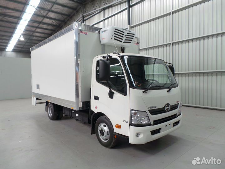 Лобовое стекло Hino 300 7.5t Series Truck/Toyota D