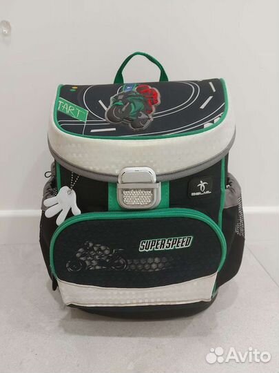 Школьный рюкзак