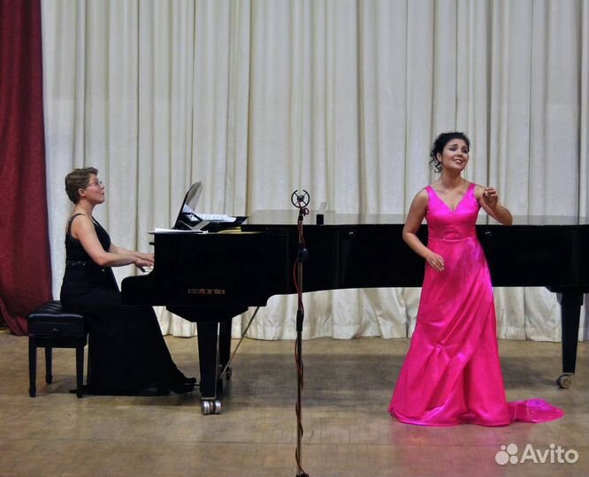 Педагог по вокалу