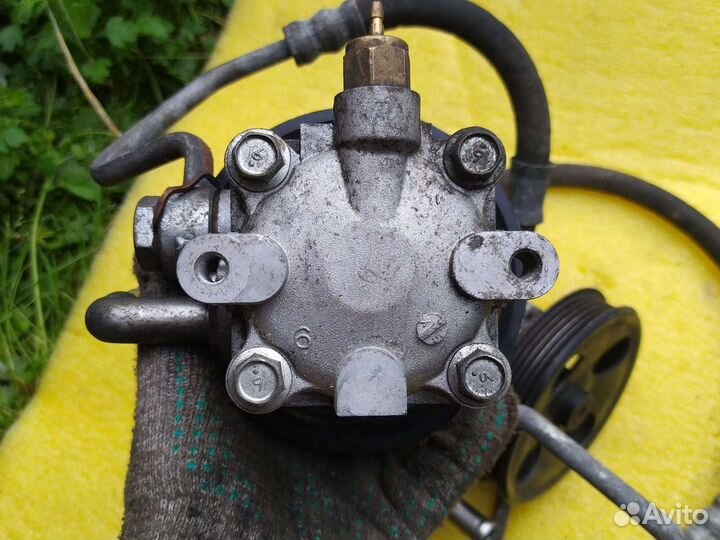 Гидроусилитель руля гур Suzuki Grand Vitara