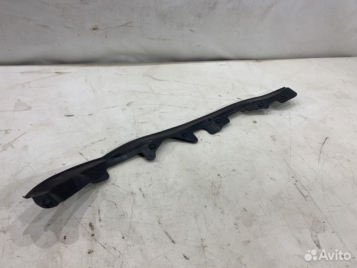 Уплотнитель торца передней левой двери BMW X6 F16