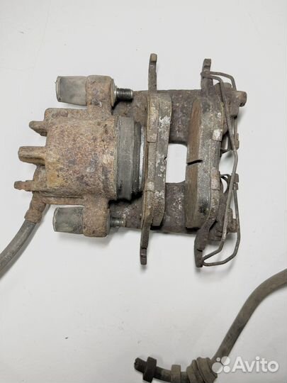 Суппорт передний Ford Focus 1