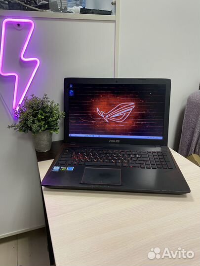 Игровой asus GTX 1050/core I5/SSD/8 озу