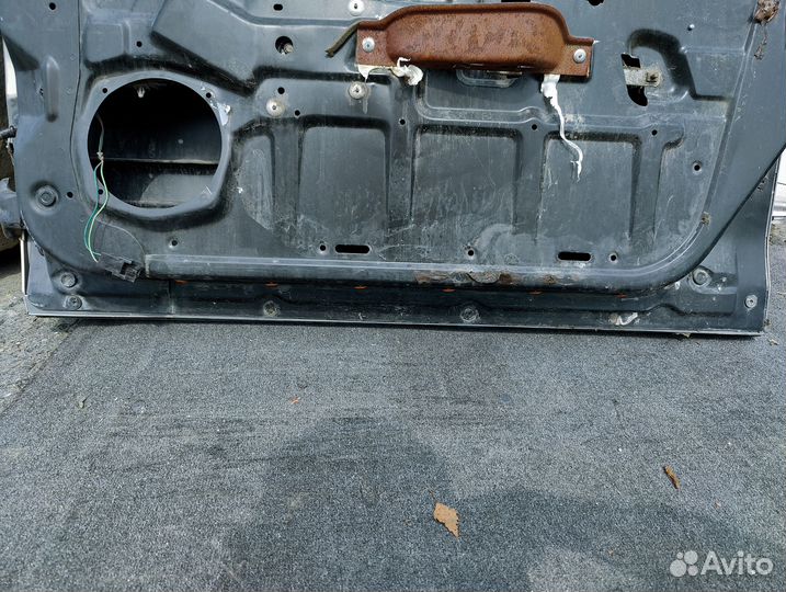 Передняя правая дверь Saturn SL (сатрун сл)