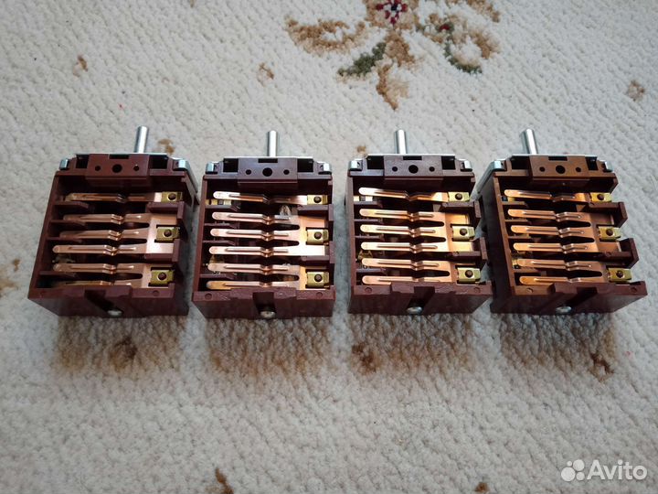 Переключатель на конфорки для электроплиты