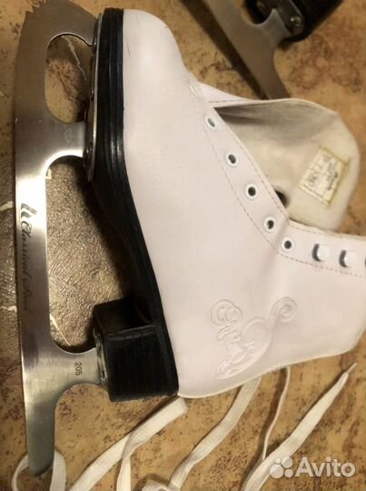 Коньки фигурные детские
