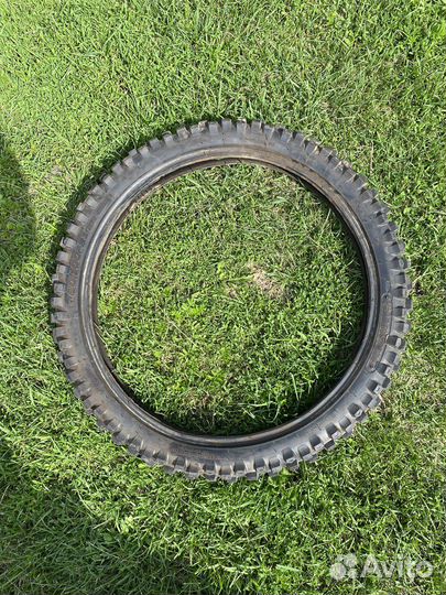 Резина 80/100-21 на мотоцикл