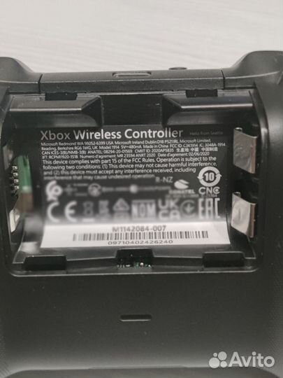 Оригинальный геймпад Microsoft Xbox S / X / One