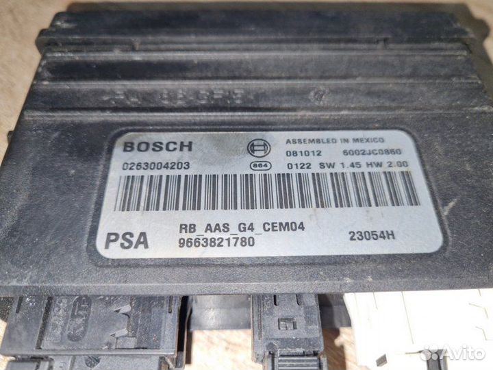 Блок управления парктрониками Peugeot 308