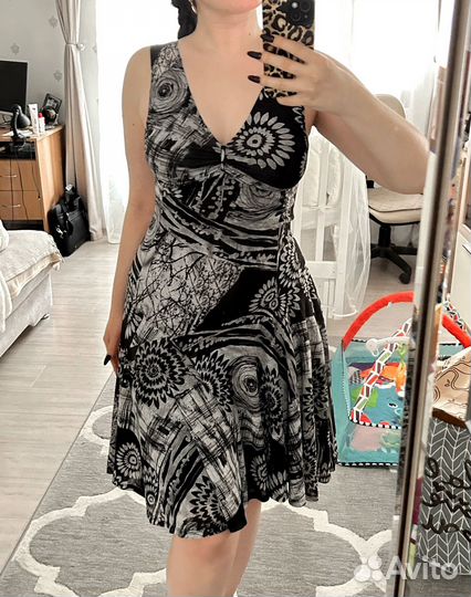 Платье женское 44 46