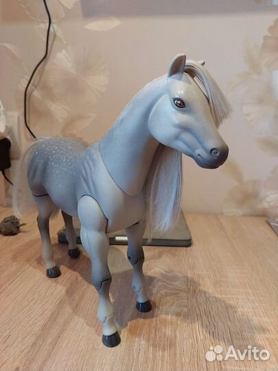 Конь для Барби