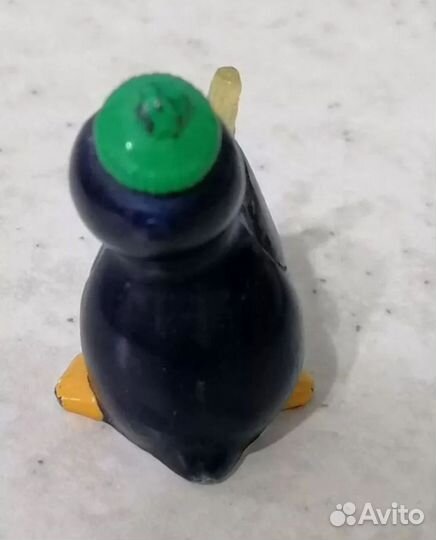 Пингвин из Киндера 1992