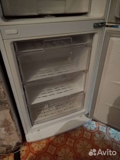 Холодильник LG