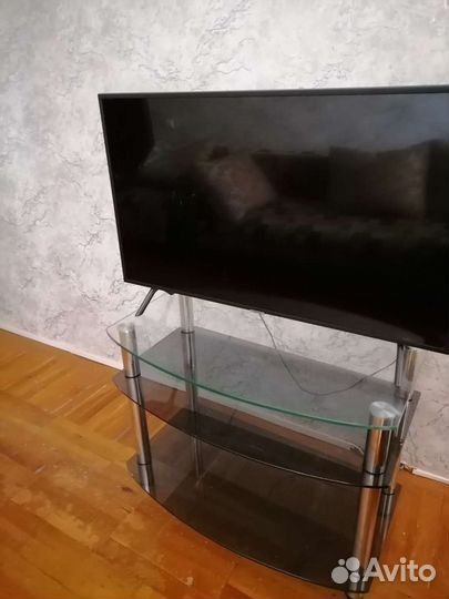 Тумба под телевизор