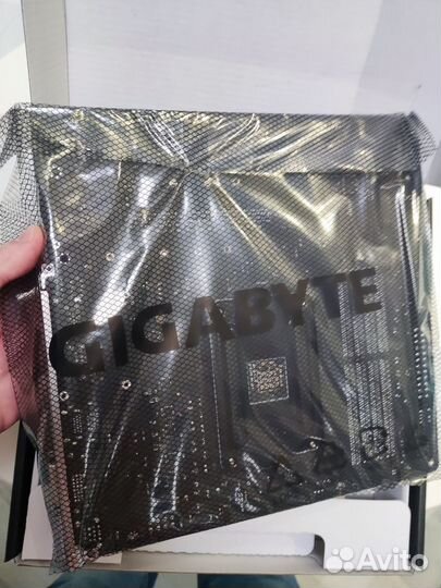 Материнская плата Gigabyte B550m Aorus Elite