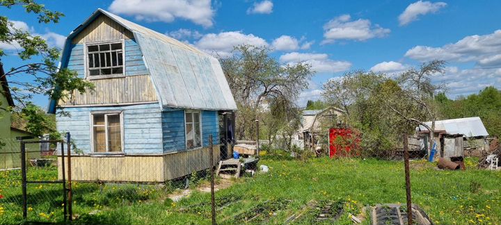 Дача 30 м² на участке 5,5 сот.