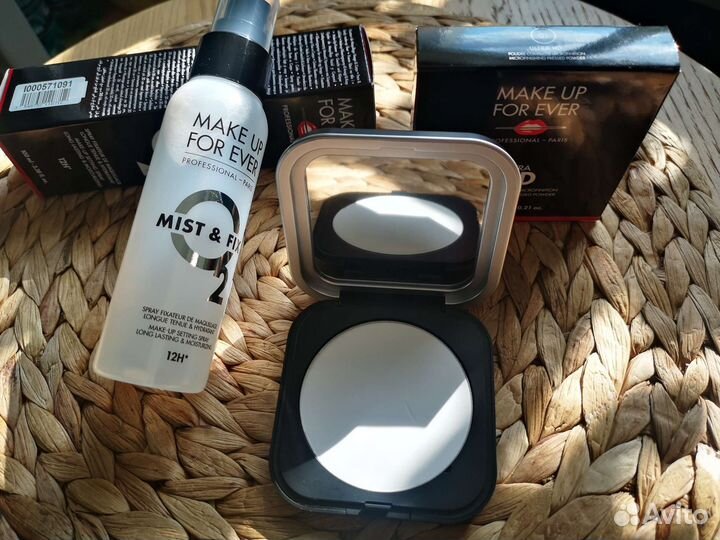 Make UP FOR Ever Mist&Fix, poudre ultra HD